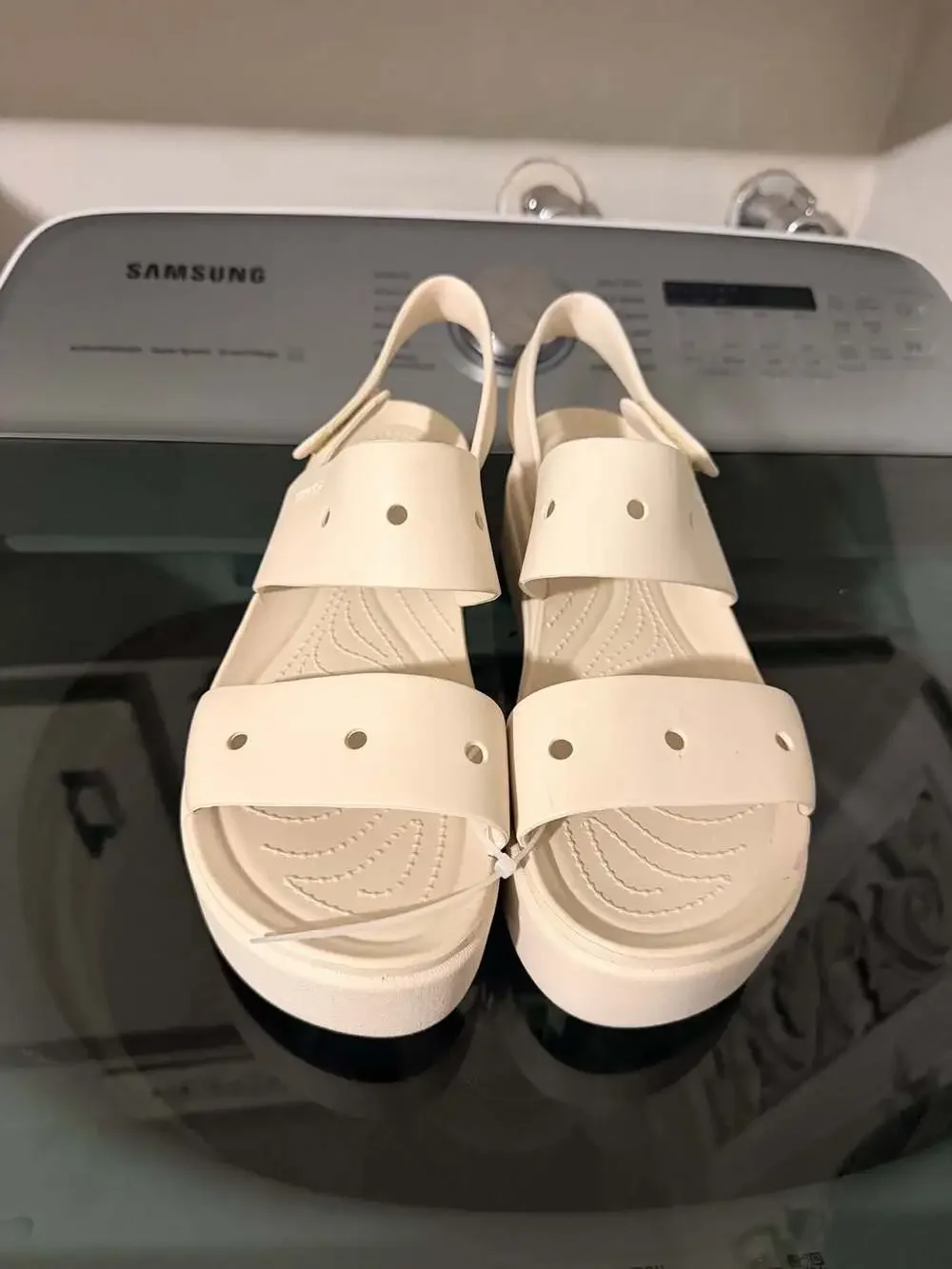 Crocs Brooklyn 4U Low Wedge Platform Sandals